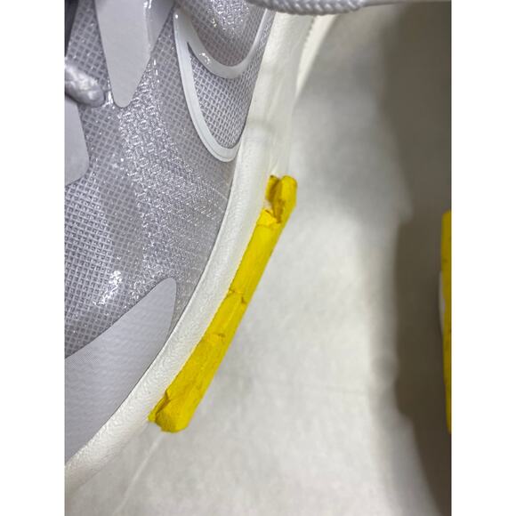 Nike Fontanka Edge Sneaker in Iris Whisper, Summit White, Venice, & Black 8 - Picture 7 of 9